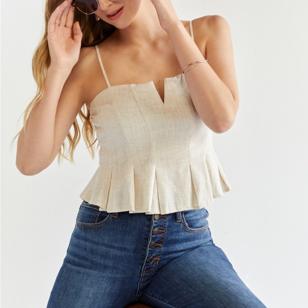 Averi Pleated Hem Tank Top